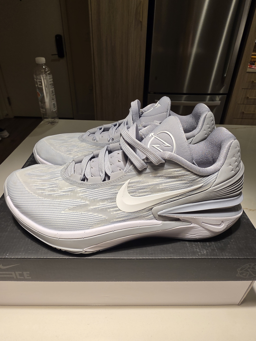 Nike Air Zoom G.T Cut - Size 9